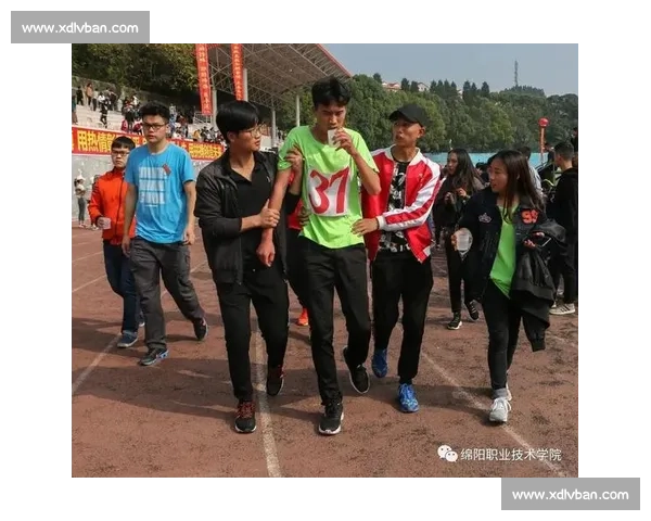 全心守护赛场瞬间为儿子加油的感动时刻 全心守护赛场瞬间为儿子加油的感动时刻